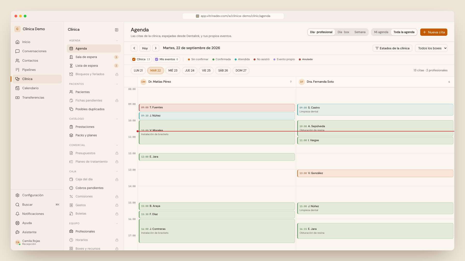Agenda en Día · profesional, con la hora recién agendada en color Sin confirmar